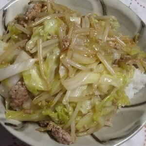 節約に！もやしとキャベツの挽き肉入りとろみ炒め